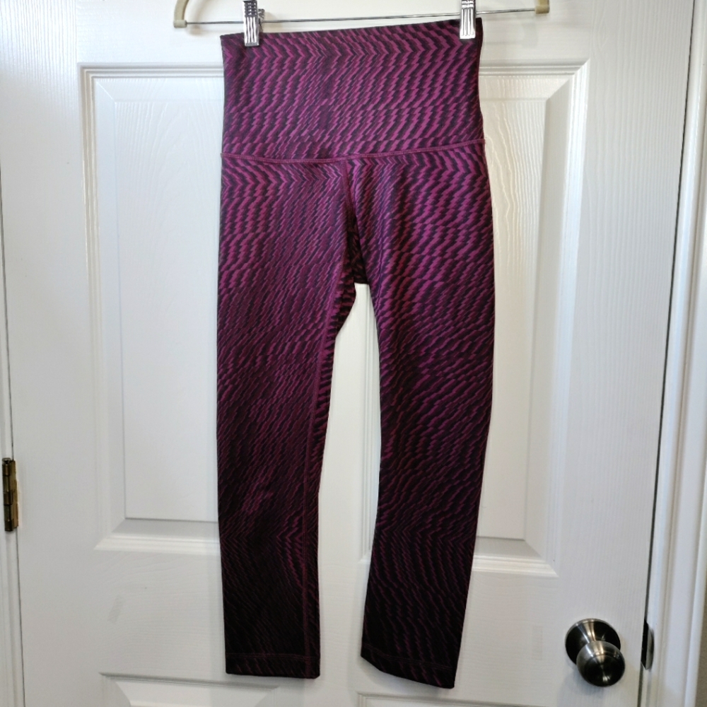 Lululemon Wunder Under Shifted Horizon Red Grape Black Crop  Leggings Si…